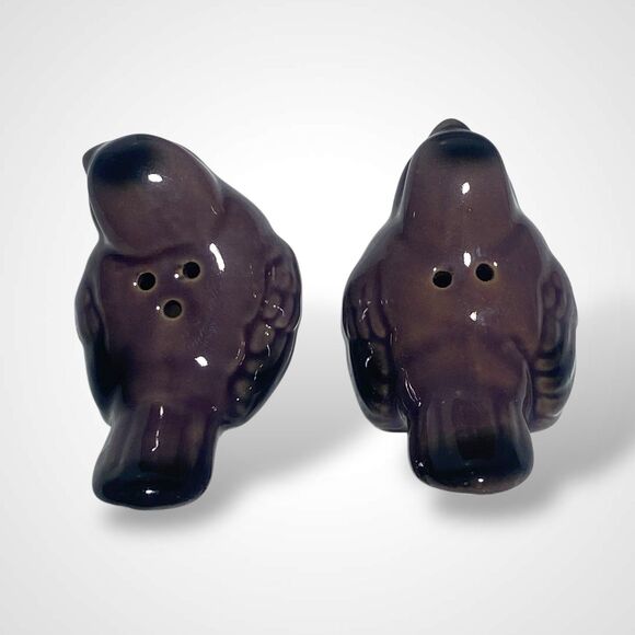 Vintage Ceramic Purple Bird Shakers Salt & Pepper Set Collectible Table Kitchen - Picture 7 of 10